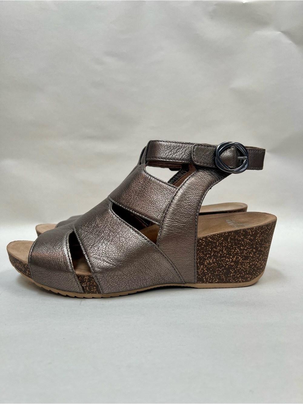 Dansko Sera Pewter Nappa Leather Wedge Sandal Open Toe Metallic Shoe Womens 42